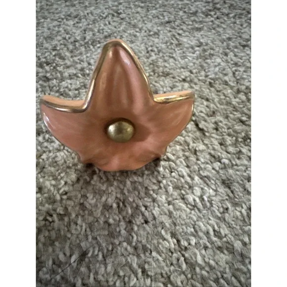 Lot of 3 Assorted Antique-Style Door Pulls/Knobs - Picture 8 of 11